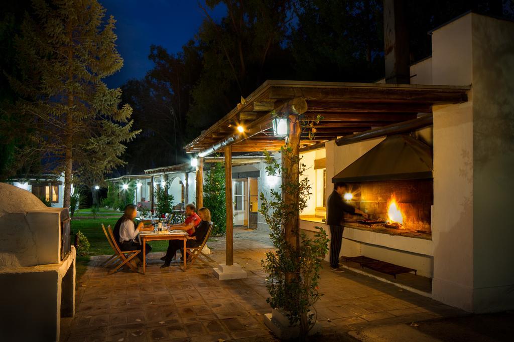 Postales Boutique Winery Hotel - Valle De Uco Colonia Las Rosas Exterior foto